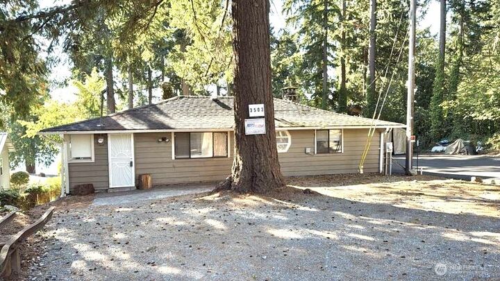 Property Photo: 3503 S 272nd Street B WA 98032