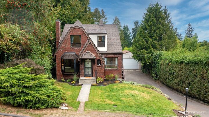 Property Photo: 1514 NE 95th Street WA 98115