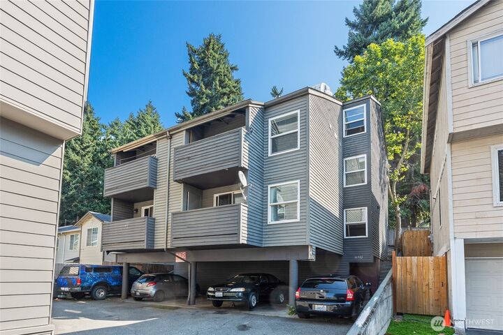 10732  Stone Avenue N 4  Seattle WA 98133 photo