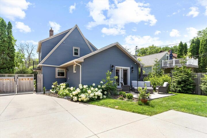 Property Photo:  518 E Roosevelt Street  WI 54911 