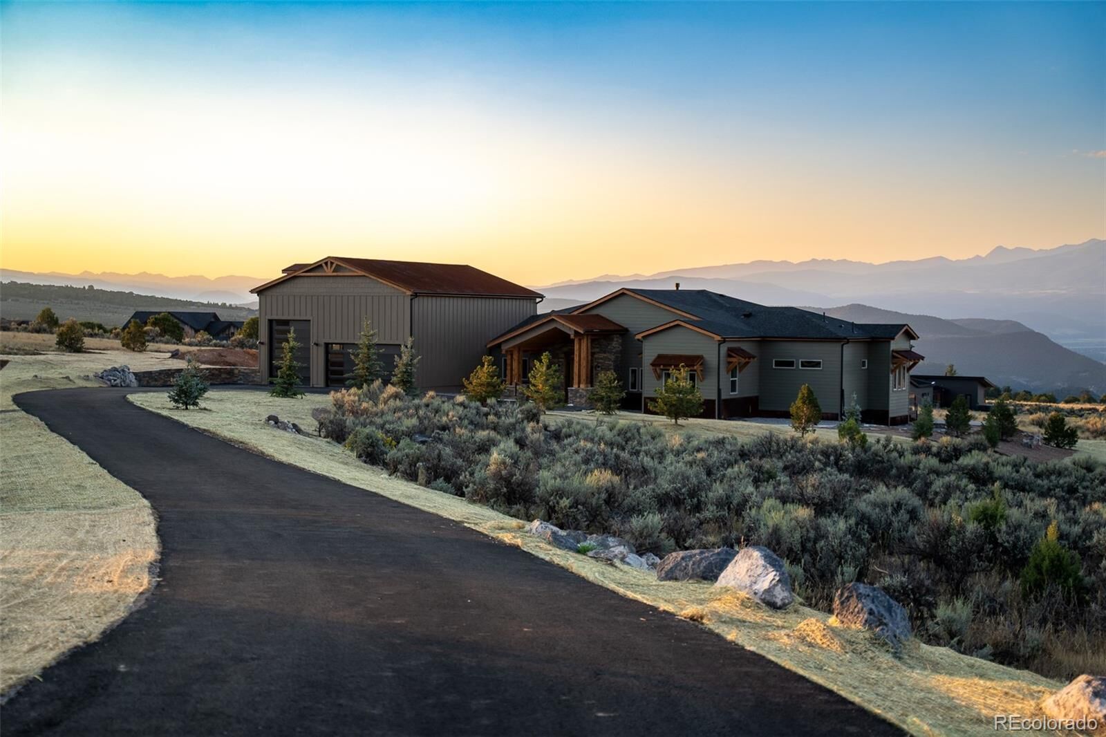 Property Photo:  52 Grosbeak Place  CO 81601 