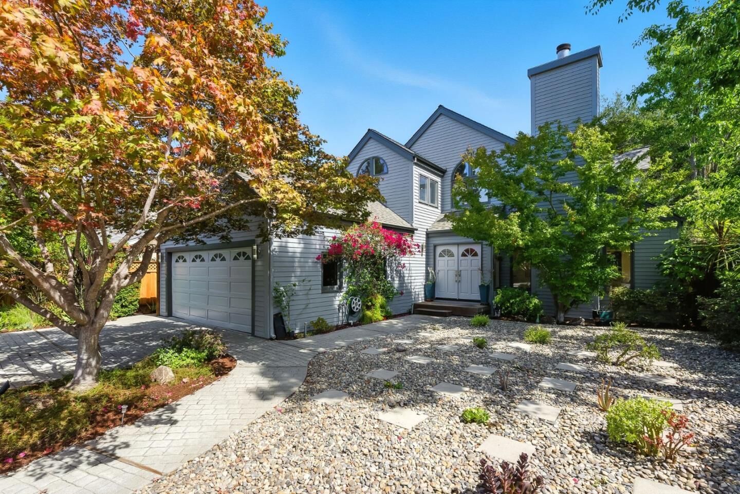 Property Photo:  715 Matadero Avenue  CA 94306 
