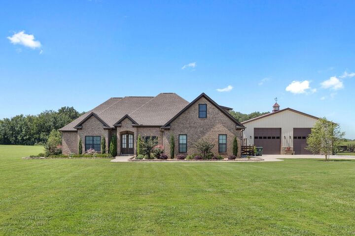 839 Rachel Ln  Muscle Shoals AL 35661 - MUSCLE S photo