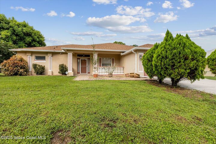 Property Photo: 2298 Mantilla Avenue SE FL 32909