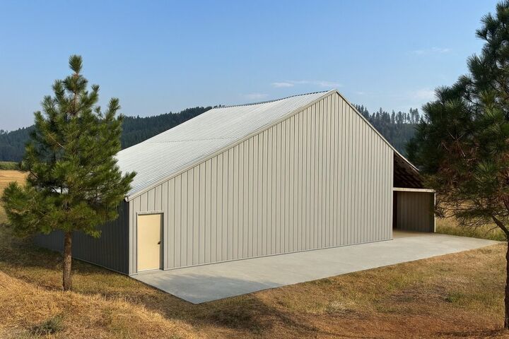 Property Photo:  4670 Springdale-Hunters Rd  WA 99173 