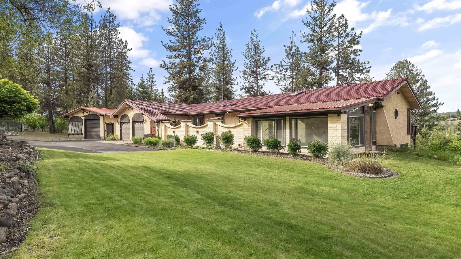 Property Photo:  13110 W Charles Rd  WA 99026 