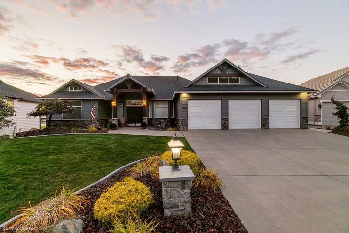 1305 N King James Ln  Liberty Lake WA 99019 photo