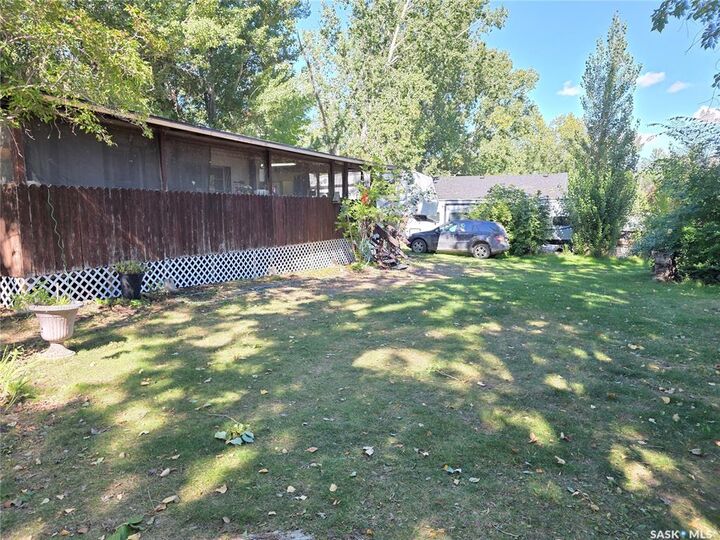 Property Photo:  414 Zealandia Avenue  SK S0L 0G0 