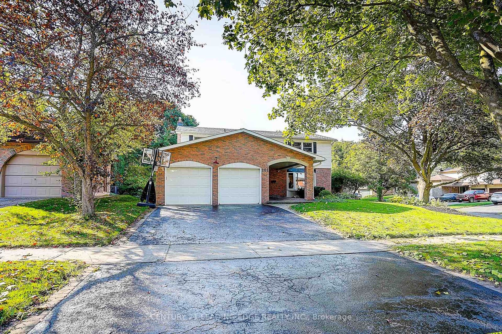 Photo de la propriété:  101 Ramona Boulevard  ON L3P 2K6 