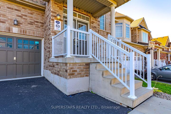 Property Photo: 988 Wrenwood Drive ON L1K 0Y1