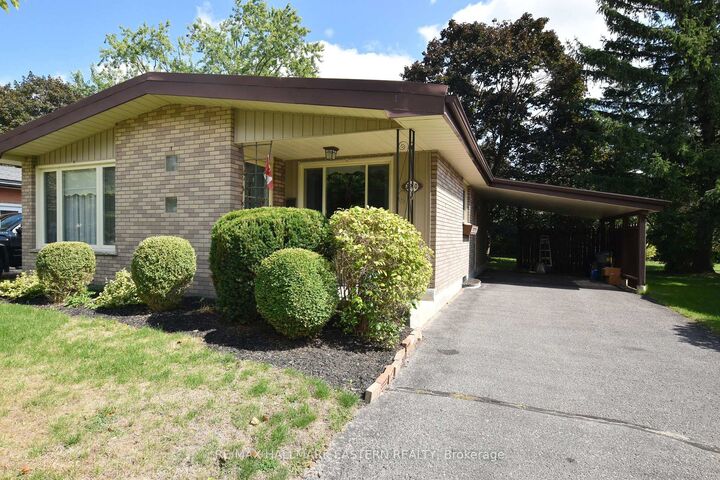 Property Photo: 1250 Franklin Drive ON K9H 6Z4