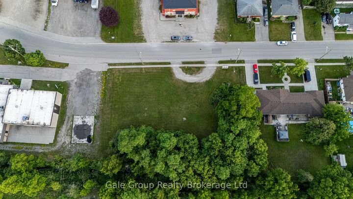 Property Photo:  877 Dufferin Street  ON N4S 1Y8 