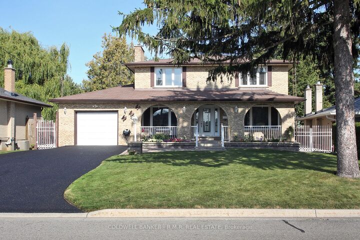 Property Photo:  531 Nipigon Street  ON L1J 4P7 
