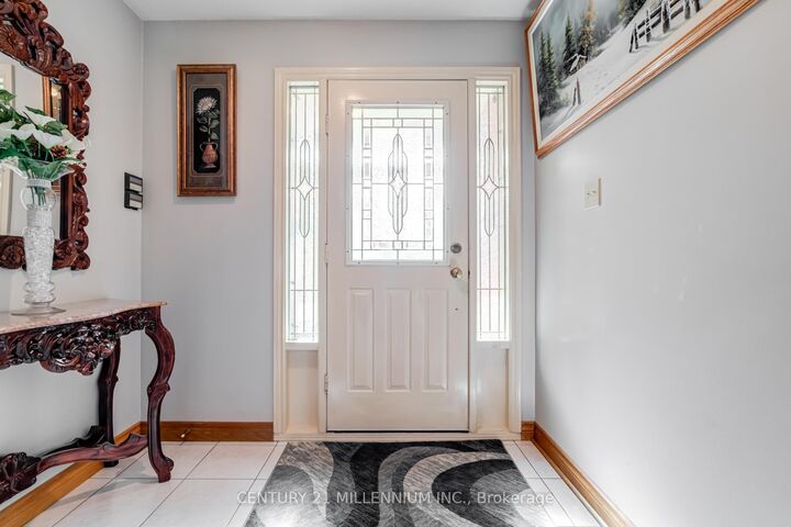 Photo de la propriété:  44 Reeve Road  ON L6X 2M7 