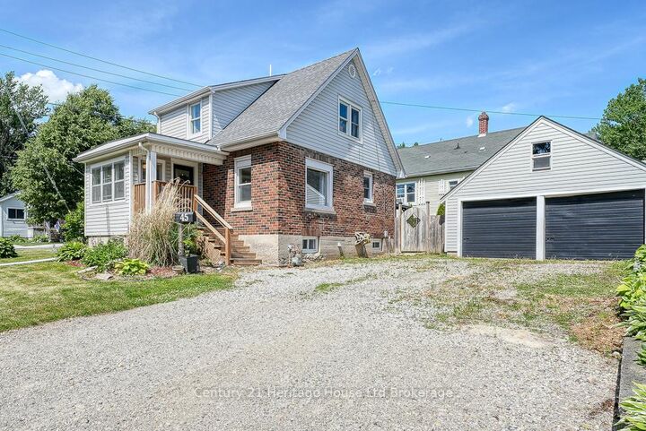 45 South Street  Woodstock ON N4S 3L3 photo