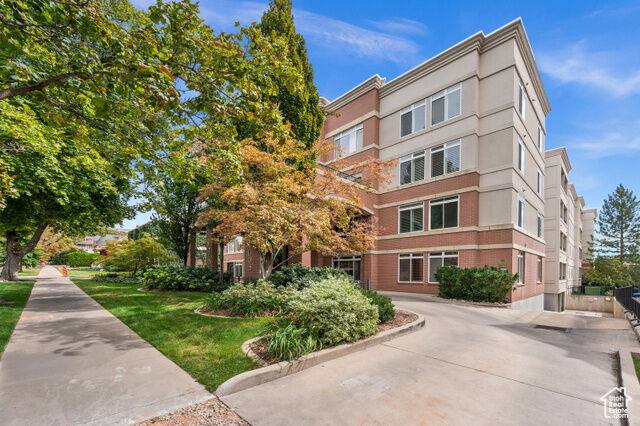 Property Photo: 838 South Temple 206 UT 84102