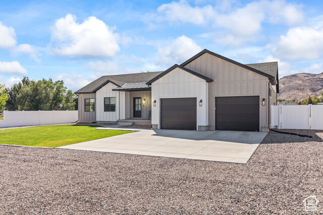 Property Photo:  155 N 460 E  UT 84724 