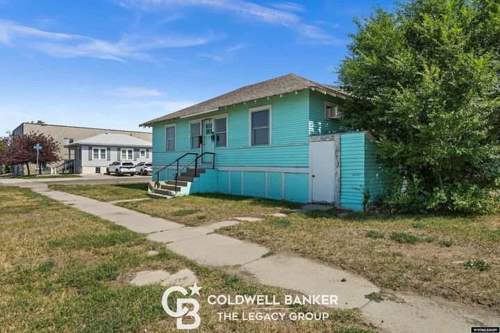 Property Photo:  241 N McKinley  WY 82601 