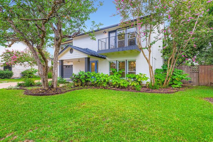 1511 Wilson Heights Drive  Austin TX 78746 photo