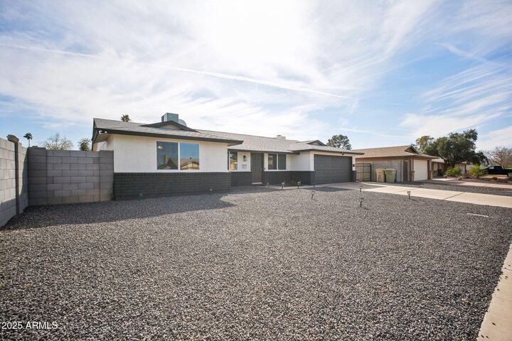 Property Photo:  6123 W Karen Lee Lane  AZ 85306 