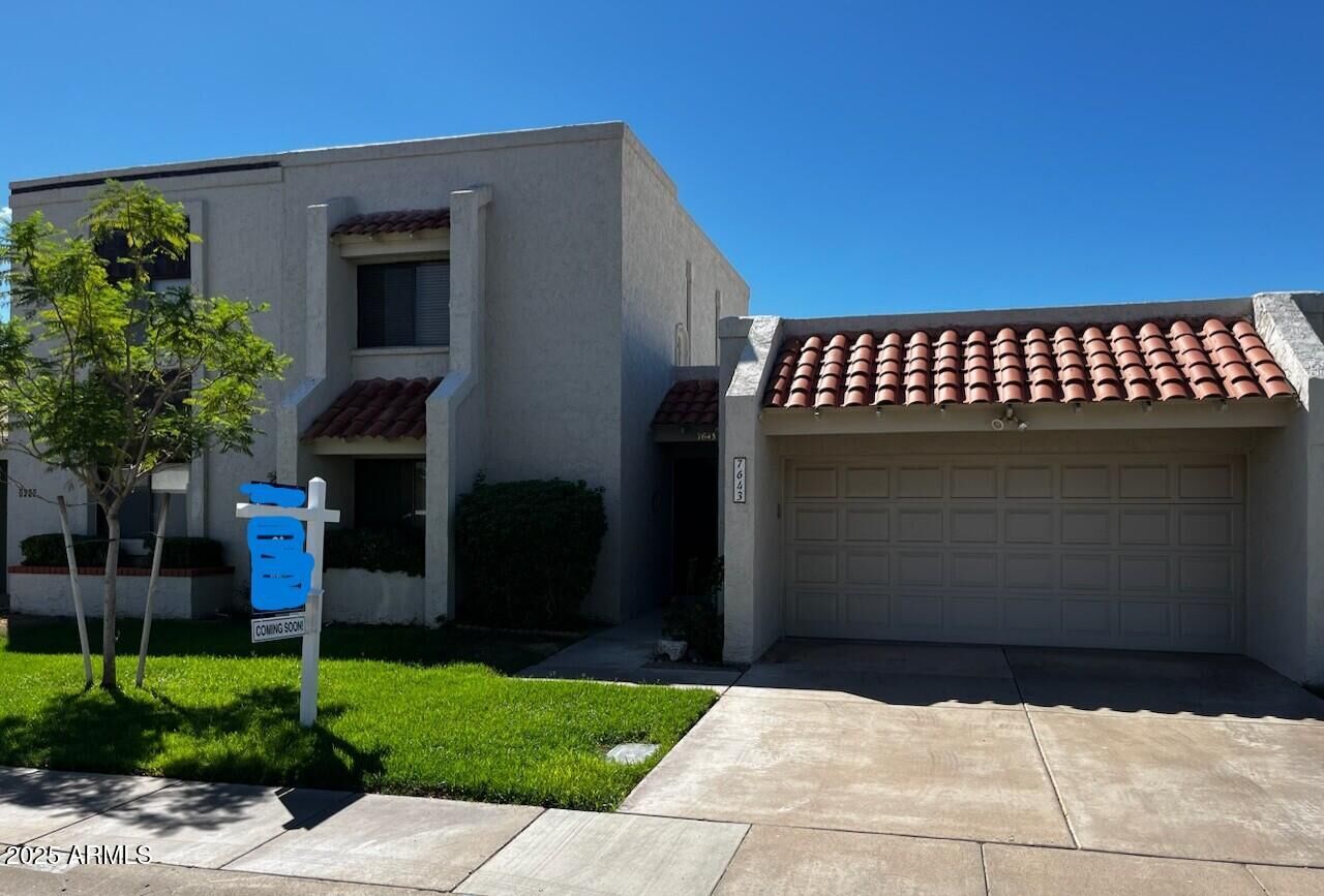 Property Photo: 7643 E Medlock Drive AZ 85250