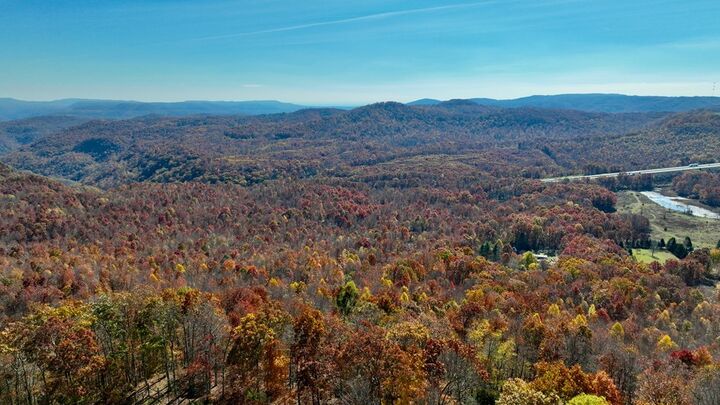 Property Photo:  144 Woodchuck Run  WV 25918 