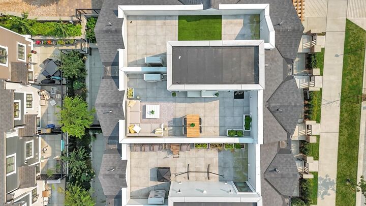 Property Photo:  678 Fairview Street 207  BC V3J 0N1 