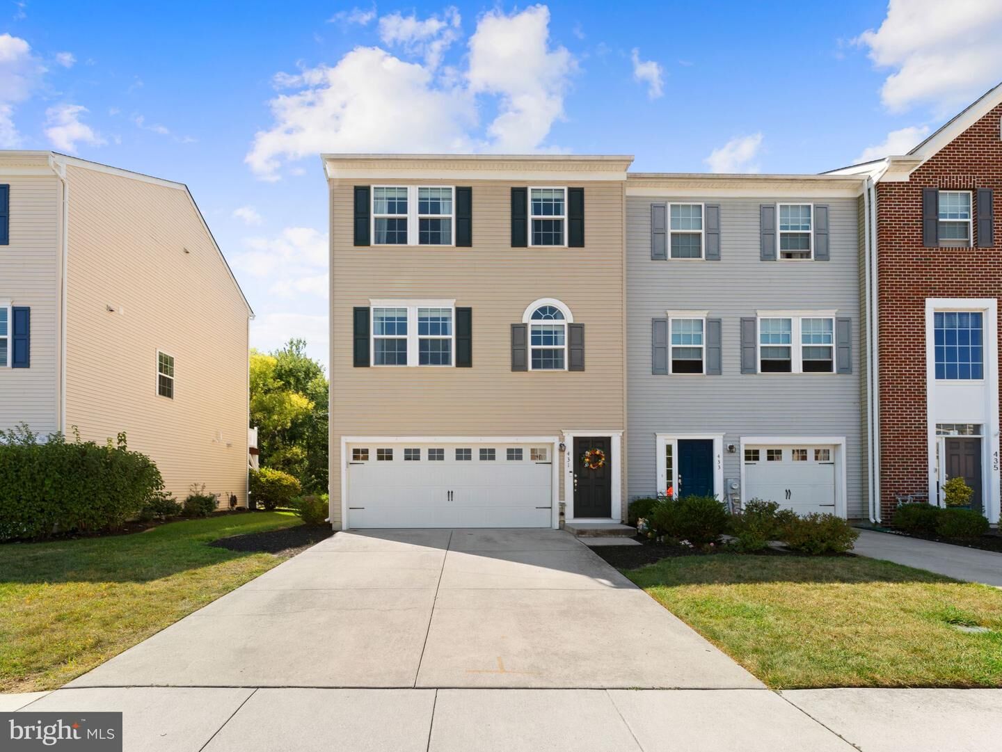Property Photo:  431 Dogwood Drive  NJ 08096 