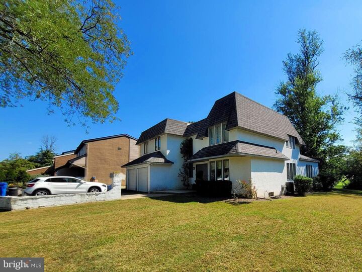 104 Rue Du Bois  Cherry Hill NJ 08003 photo