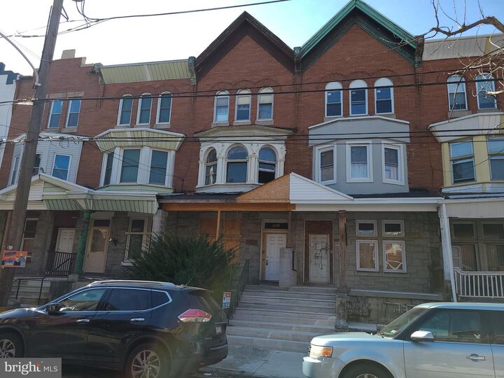 Property Photo: 1508 W Tioga Street PA 19140