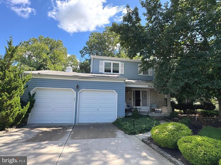 32 Lakeview Drive  Cherry Hill NJ 08003 photo