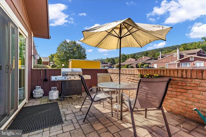 Property Photo: 836 Lee Lane PA 17025