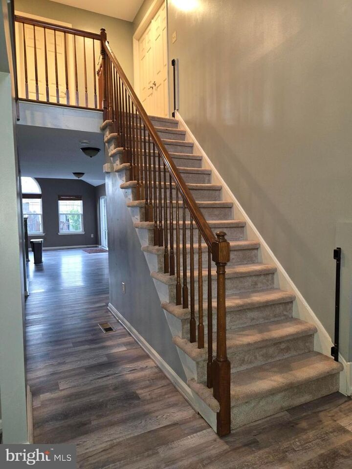 Property Photo:  2124 Morgan Hill Drive  PA 18073 