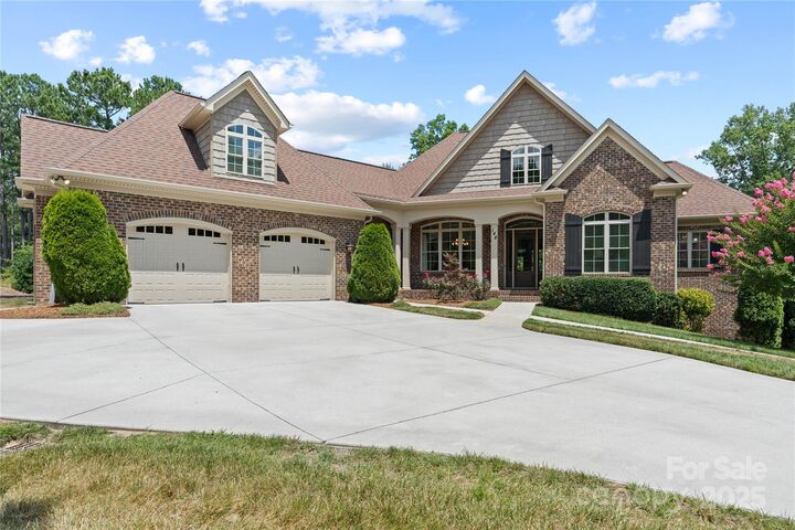 Property Photo: 148 Winwood Circle NC 28630