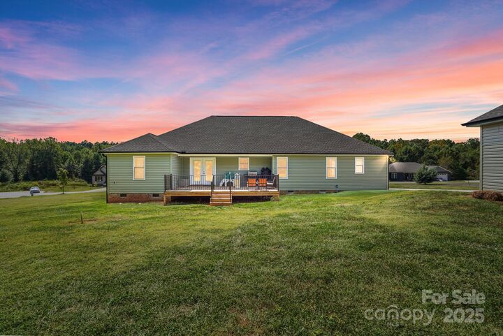 Property Photo:  3482 Storybrook Lane  NC 28673 
