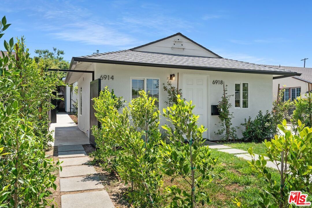 Property Photo:  6918 Bellingham Ave  CA 61605 