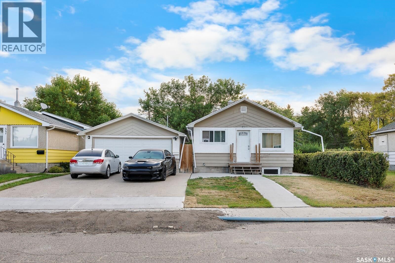 Property Photo:  451 Lorne Street  SK S4R 2J5 
