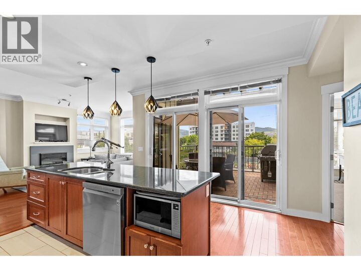 2901 Abbott Street 204  Kelowna BC V1Y 1G7 photo
