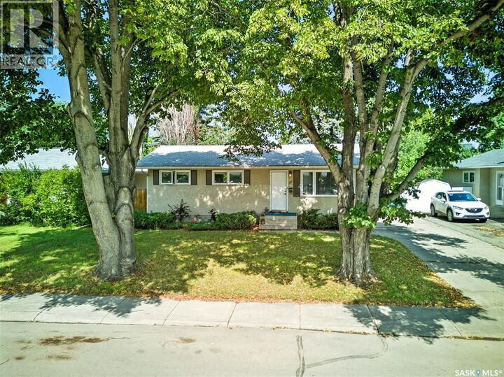 97 Maxwell Crescent  Saskatoon SK S7L 3Y4 photo