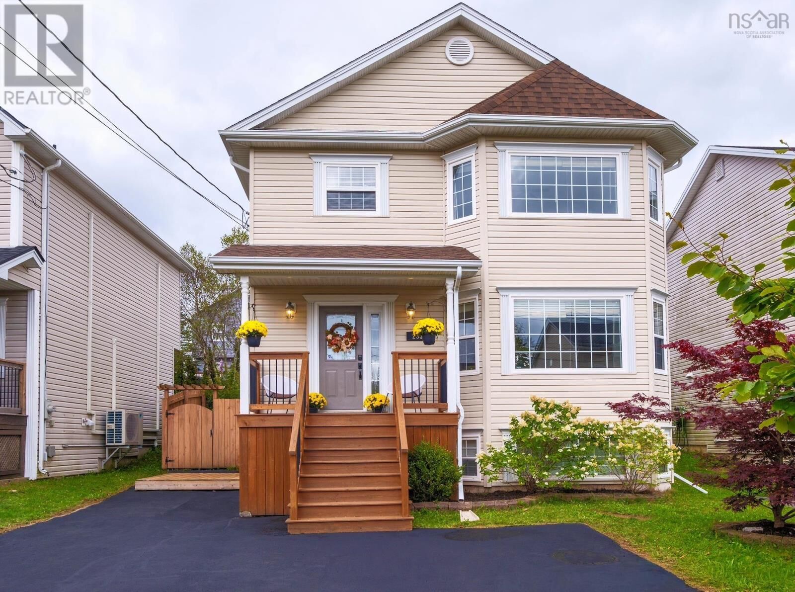 Property Photo:  233 States Lane  NS B3T 2J3 