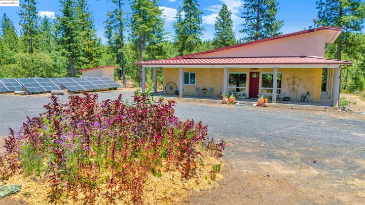 Property Photo: 9935 Jackass Creek Rd CA 95321