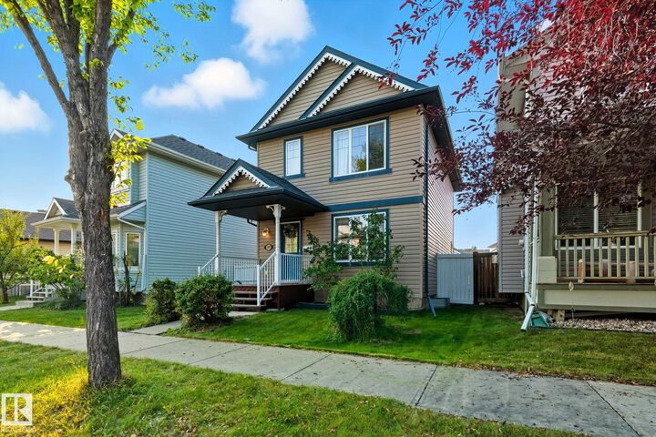 Property Photo:  5587 Stevens Crescent NW  AB T6R 0A4 