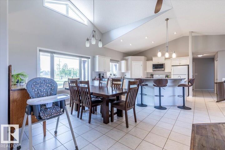 Property Photo:  27318 Twp Road 482  AB T0C 0V0 