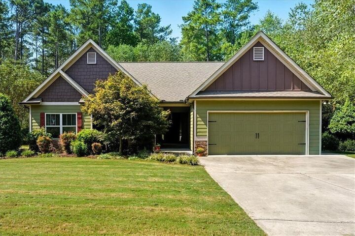 Property Photo: 98 Jessica Court GA 30157