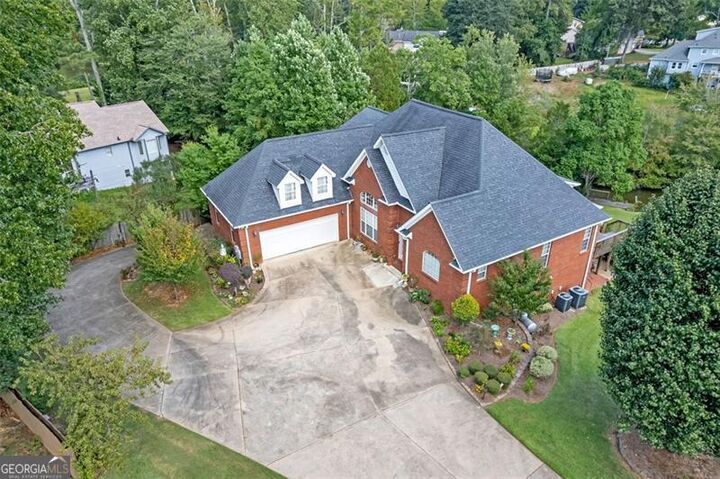 Property Photo: 3240 Somerset SE GA 30013