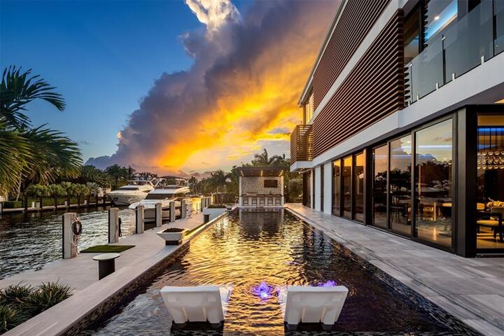 Property Photo:  1845 SE 7th Street  FL 33316