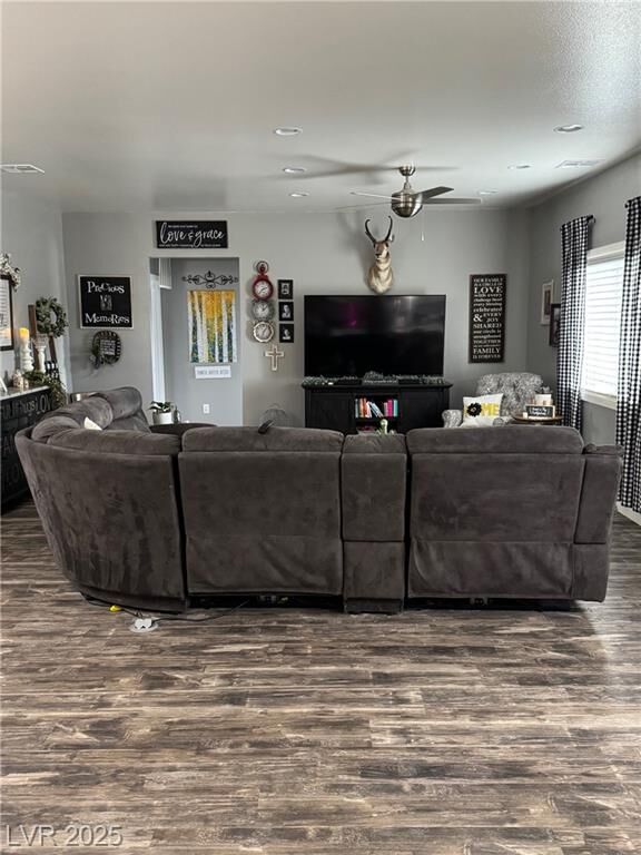 Property Photo: 170 Magnolia Boulevard NV 89048