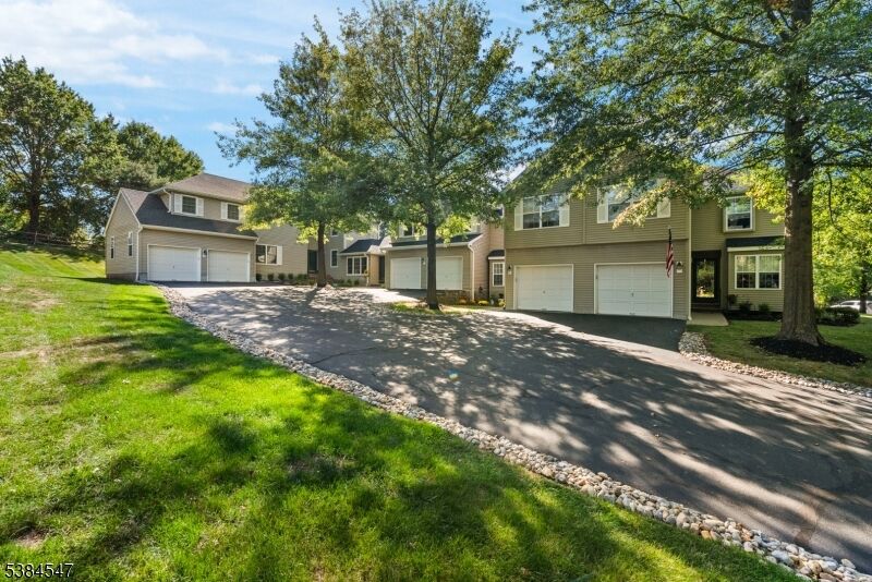 Property Photo:  2 Arcola Way  NJ 08801 