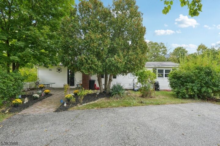 Property Photo: 6 Mulberry St NJ 07419