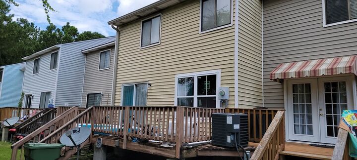 Property Photo:  912 Pineland Avenue  GA 31313
